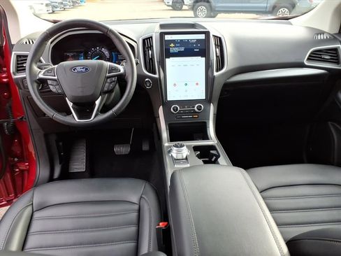 Certified 2022 Ford Edge SEL w/ Convenience Package image 15