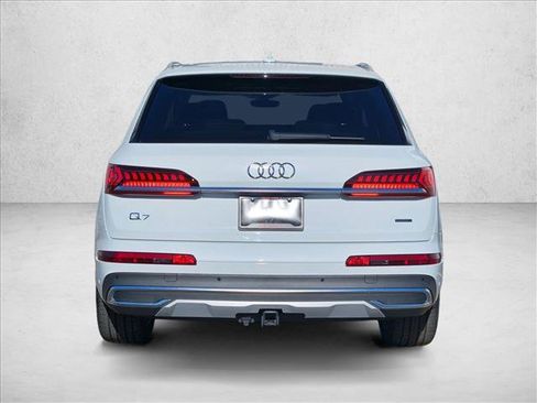 Used 2023 Audi Q7 3.0T Prestige AWD/4WD image 7