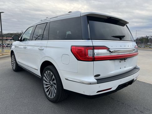 Used 2020 Lincoln Navigator Reserve w/ Luxury Package image 31