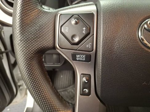 Used 2023 Toyota Tacoma SR5 AWD/4WD image 19
