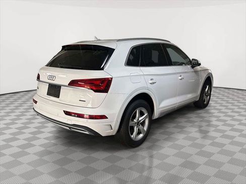 Used 2023 Audi Q5 2.0T Premium Plus w/ Convenience Package AWD/4WD image 3