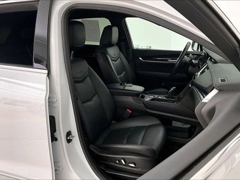 Used 2024 Cadillac XT5 Premium Luxury w/ LPO, Floor Liner Package image 11