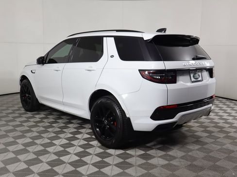 Certified 2024 Land Rover Discovery Sport S image 7