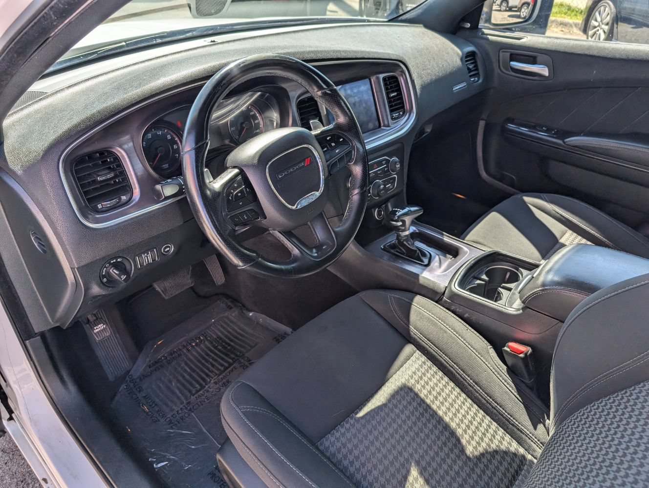 Used 2018 Dodge Charger GT w/ Navigation & Travel Group AWD/4WD image 12