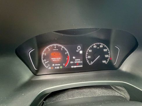 Used 2023 Honda Pilot Touring image 13