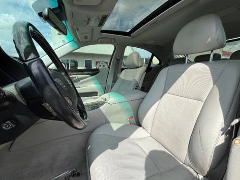 Used 2007 Lexus LS 460 RWD image 17
