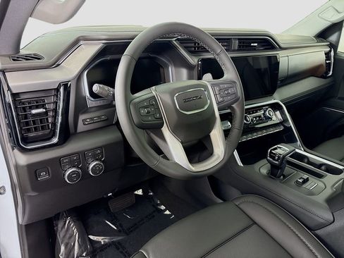 New 2026 GMC Sierra 1500 Denali w/ Denali Reserve Package AWD/4WD image 9