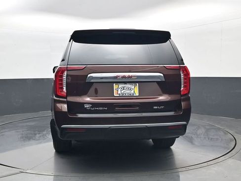 Used 2023 GMC Yukon SLT w/ SLT Luxury Package AWD/4WD image 6
