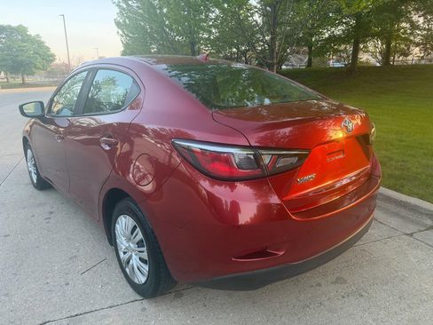 Used 2019 Toyota Yaris L FWD image 4
