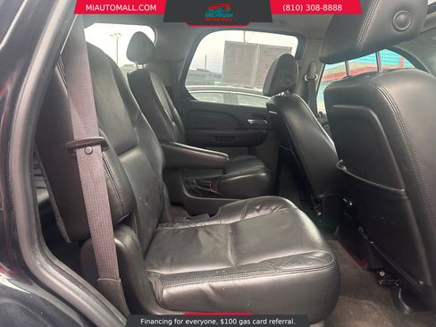 Used 2008 Cadillac Escalade AWD image 12