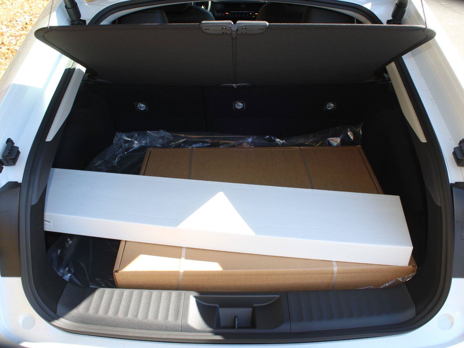 New 2027 Toyota Prius Limited w/ Limited Premium Package AWD/4WD image 8