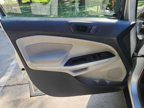 Used 2021 Ford EcoSport S image 13