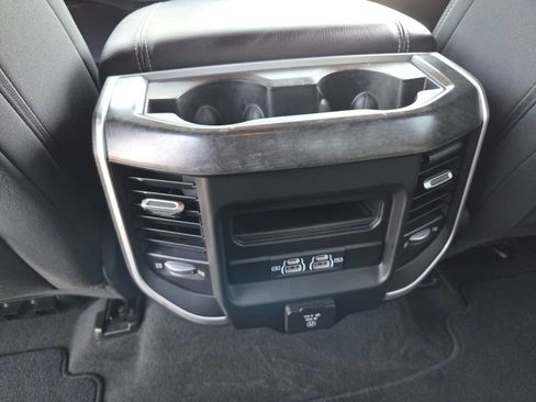 Used 2021 RAM 1500 Big Horn RWD image 11
