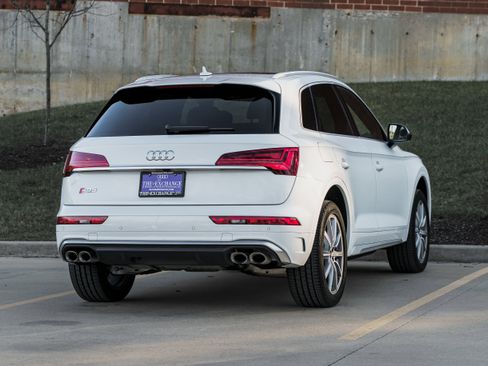 Certified 2025 Audi SQ5 Premium Plus image 4