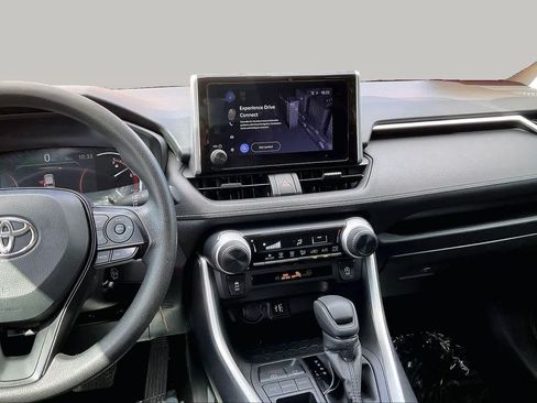 Used 2025 Toyota RAV4 LE FWD image 7