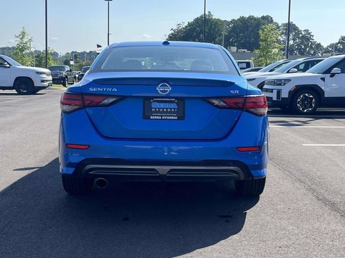 Used 2022 Nissan Sentra SR w/ Electronics Package FWD image 4