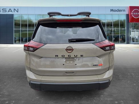 Certified 2025 Nissan Rogue SV image 6