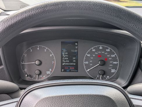 Used 2025 Toyota Corolla LE FWD image 14