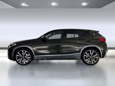 Used 2018 BMW X2 xDrive28i w/ M SportX Package image 2