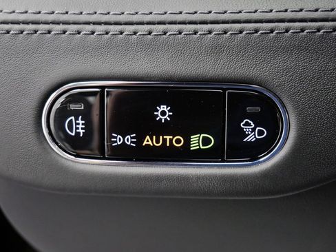 Used 2021 Bentley Continental GT AWD/4WD image 26