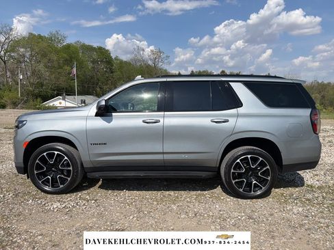 Used 2024 Chevrolet Tahoe RST w/ Luxury Package AWD/4WD image 3