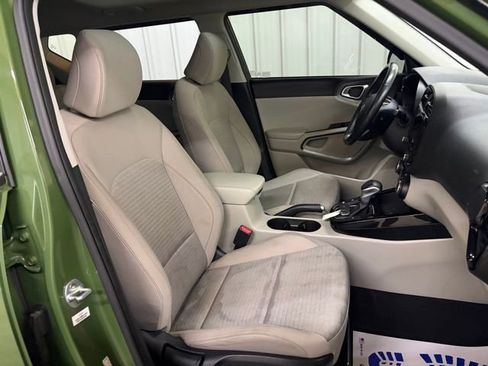 Used 2021 Kia Soul EX image 25