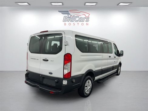 Used 2016 Ford Transit 350 XLT image 4