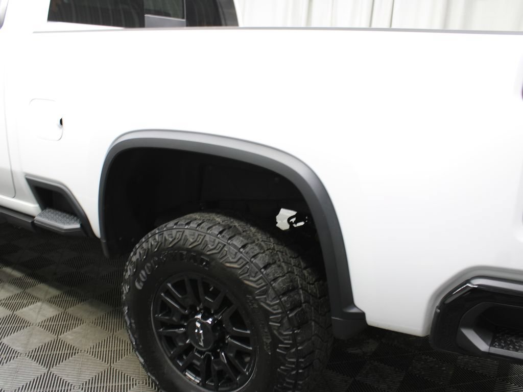 Used 2025 Chevrolet Silverado 2500 ZR2 w/ Technology Package AWD/4WD image 52