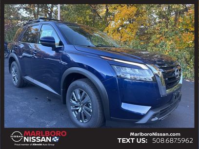 New 2025 Nissan Pathfinder SV