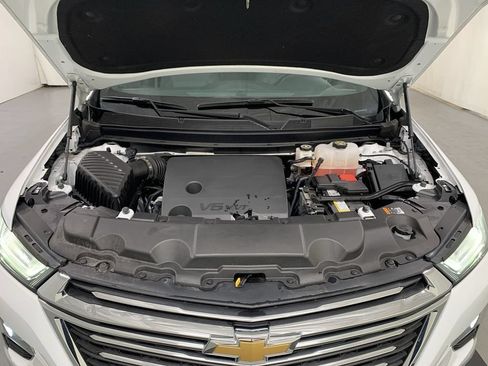 Used 2023 Chevrolet Traverse LT AWD/4WD image 24