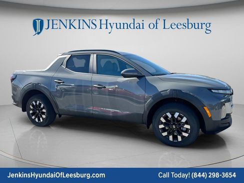 New 2026 Hyundai Santa Cruz SEL FWD image 2