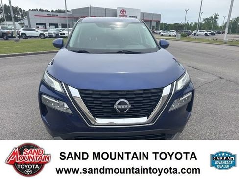 Used 2023 Nissan Rogue SV AWD/4WD image 8