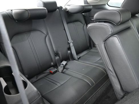 Used 2025 MAZDA CX-90 3.3 Turbo w/ Preferred Package image 9