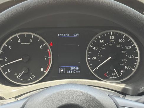 Used 2025 Nissan Sentra S FWD image 33