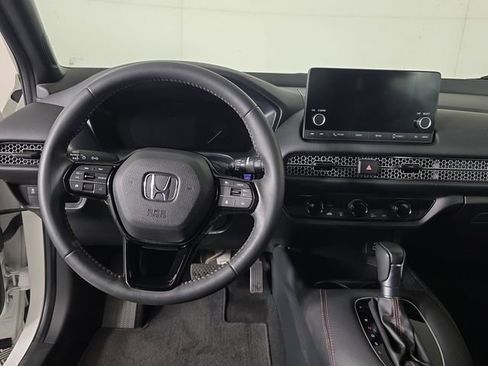Used 2023 Honda HR-V Sport image 9