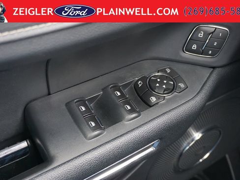 Used 2022 Ford Expedition XLT AWD/4WD image 30