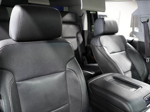 Used 2016 Chevrolet Suburban LTZ AWD/4WD image 33