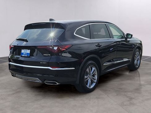 Used 2025 Acura MDX SH-AWD image 4