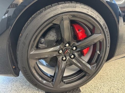 Used 2025 Chevrolet Corvette Z06 w/ Stealth Interior Trim Package image 6