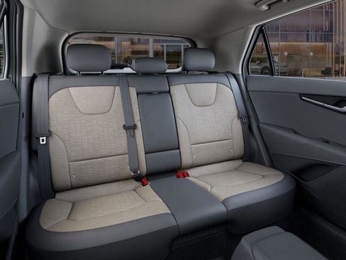 New 2025 Kia Niro SX image 17