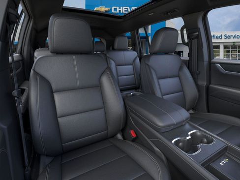 New 2026 GMC Acadia Elevation image 16