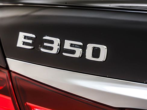 Used 2022 Mercedes-Benz E 350 Sedan image 10