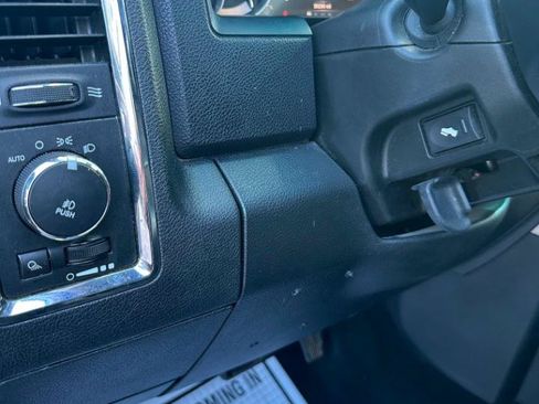 Used 2014 RAM 1500 Laramie w/ Convenience Group AWD/4WD image 18