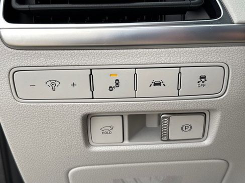 Used 2022 Hyundai Palisade Calligraphy image 27