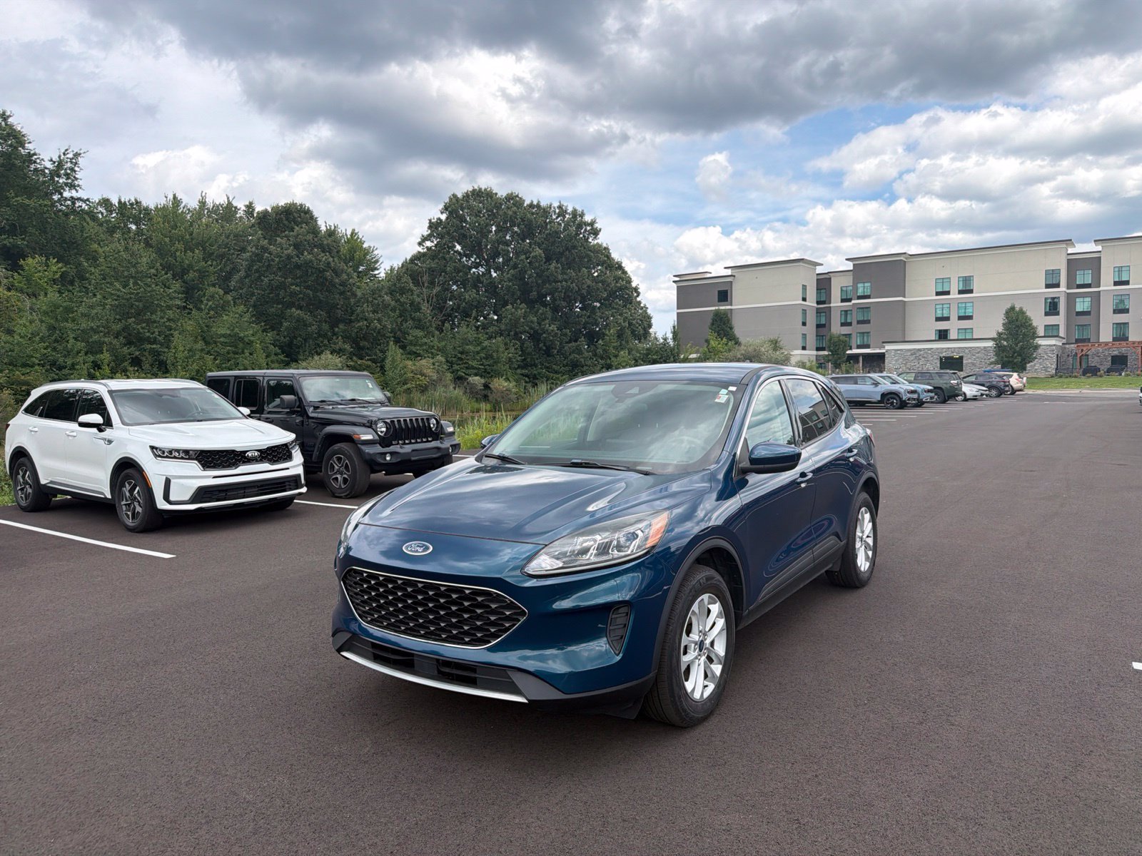Used 2020 Ford Escape SE AWD/4WD 360° Tour