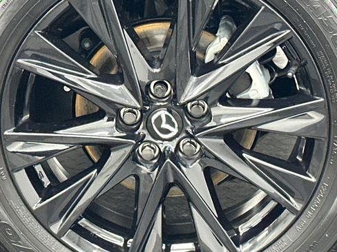 Certified 2025 MAZDA CX-5 Carbon Edition image 5