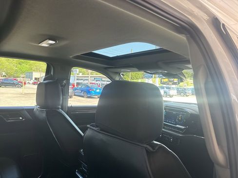 Used 2024 Chevrolet Silverado 1500 LTZ w/ LTZ Convenience Package II image 24