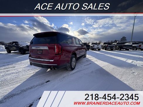Used 2022 GMC Yukon XL Denali w/ Max Trailering Package image 4