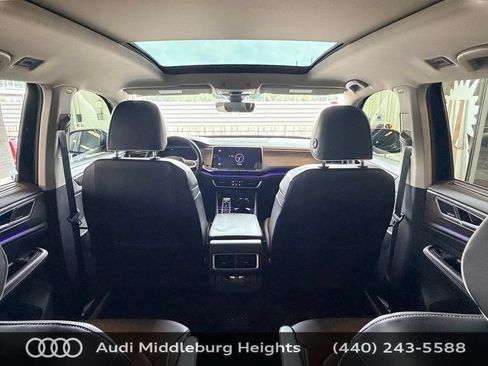 Used 2024 Volkswagen Atlas SEL Premium R-Line AWD/4WD image 41