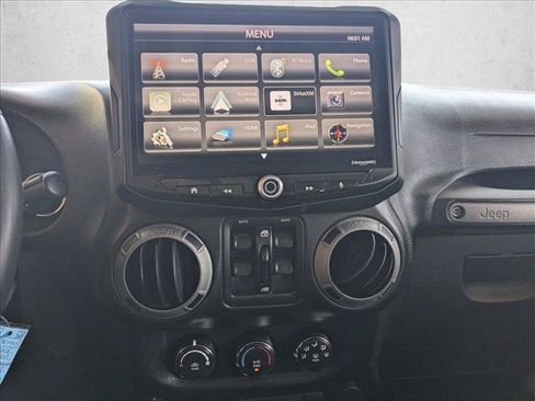 Used 2015 Jeep Wrangler Unlimited Sport w/ Quick Order Package 24S AWD/4WD image 15